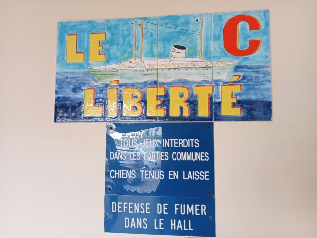 Le Liberte Plage Et Port Saint-Cyprien  Eksteriør billede